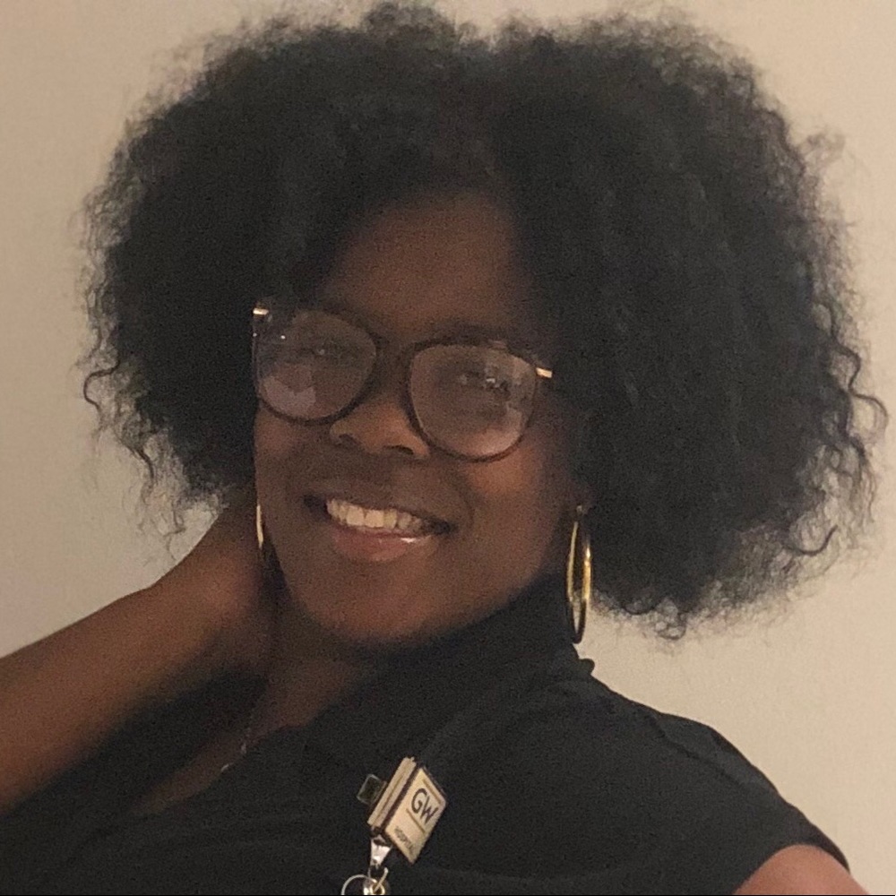Meet your Posher, Alisha